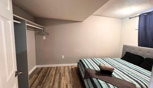 Deluxe Queen Suite
