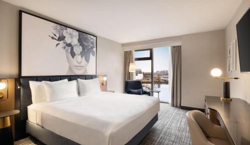 King Room with Marina View - Non-Smoking
