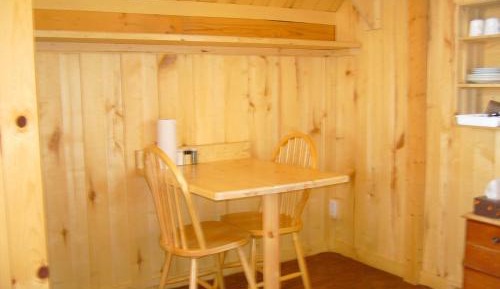 Small Chalet - Perce