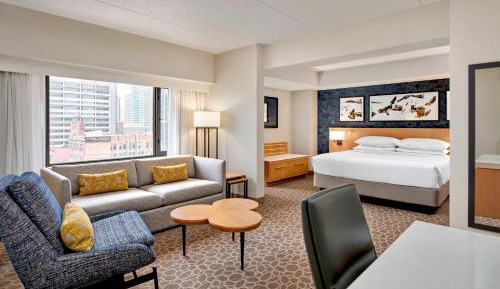 Junior Suite, 1 King, Sofa bed, Corner room