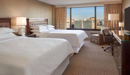 Guest room, 2 Queen beds