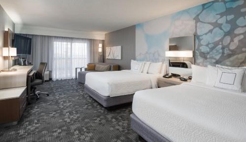 Queen Room with Two Queen Beds and Sofa Bed
