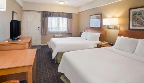 Double Room - Non-Smoking 