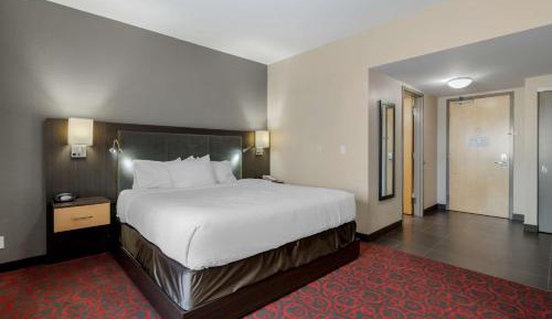 King Room with Sofa Bed - Non-Smoking