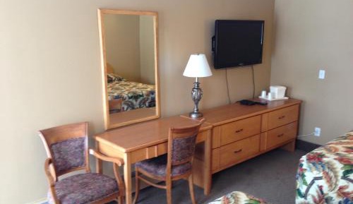 Queen Room with Two Queen Beds - Smoking