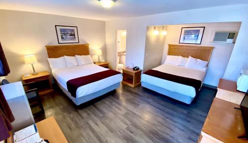Queen Room with Two Queen Beds
