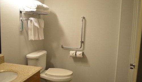 Standard Room with Two Queen Beds (Disability Access)