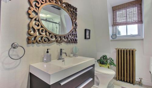 Deluxe Double Room with Shower