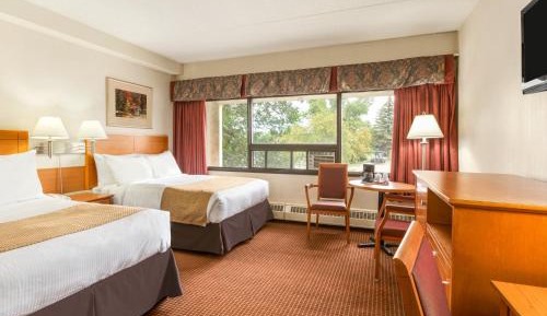Double Room with Two Double Beds - Smoking