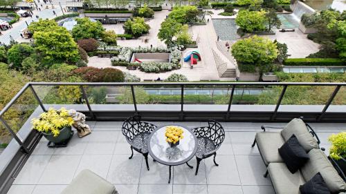 Penthouse - 12th Floor