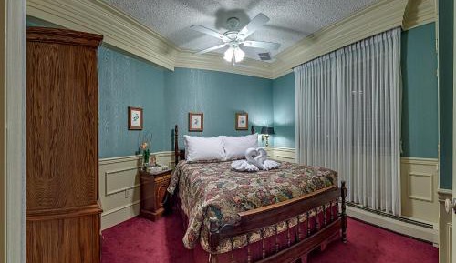 Executive Two-Bedroom Suite