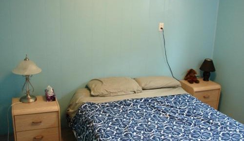 Queen Room with Shared Bathroom