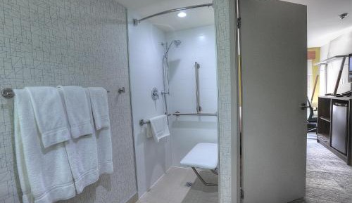 2 Double Accessible