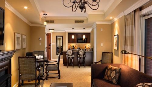 Boutique Suite, Residential View, King