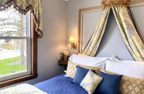 Hudson Bed & Breakfast | Maison Rose