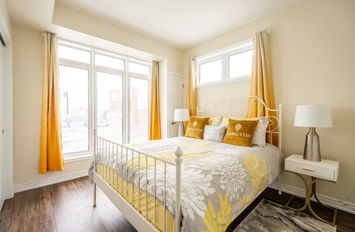 Beamsville Apartment | GLOBALSTAY. 1BR TH. Heart of Wine Region