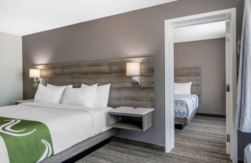 Fredericton Hotel | Amsterdam Inn & Suites, an Ascend Collection Hotel