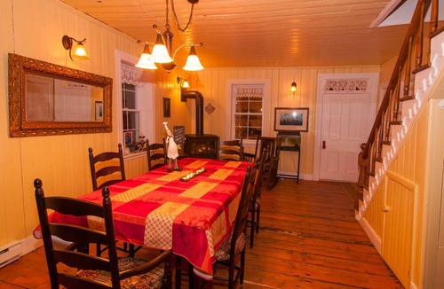 Perce Bed & Breakfast | Au Coin de la Berge Gite Touristique