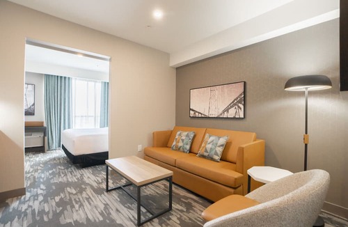 Dartmouth Hotel | Sandman Signature Dartmouth Hotel & Suites