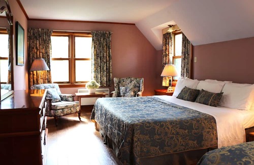 Harrington Hotel | Auberge Val Carroll
