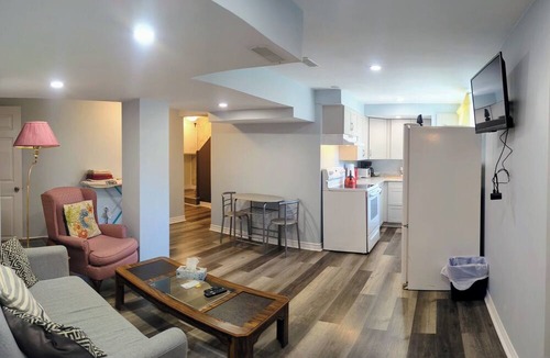 Elliot Lake House | Cozy Unit 2BD+2BTH 5 mins to Lake - [Hem]