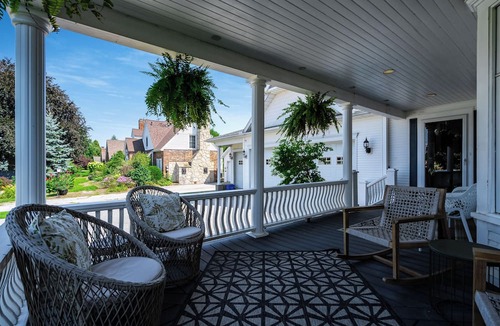 Ruthven House | Dream Estate Inn