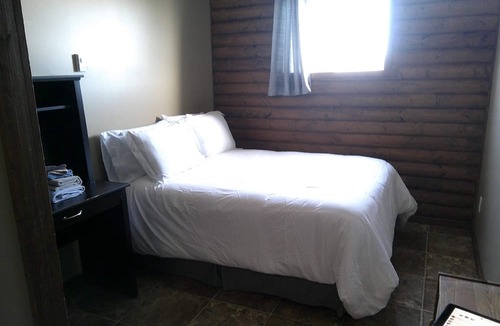 St. Anthony Hostel | Harbour Hutch