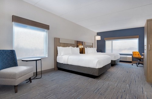 Saint Thomas Hotel | Holiday Inn Express & Suites St.Thomas by IHG