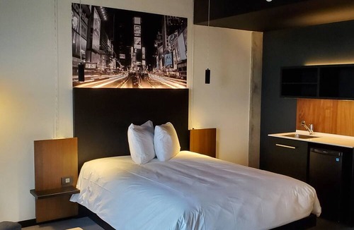 Laval Hotel | Grand Times Hotel Laval - Centropolis