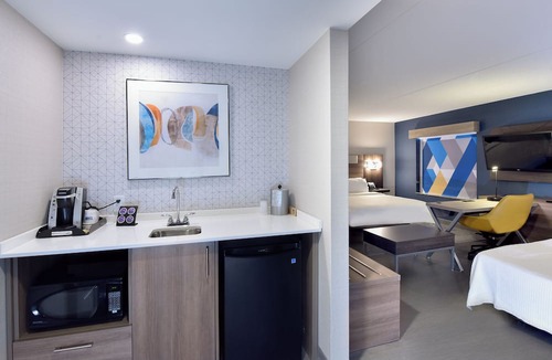 Township of Woolwich Hotel | Holiday Inn Express Hotel & Suites Waterloo - St Jacobs by IHG