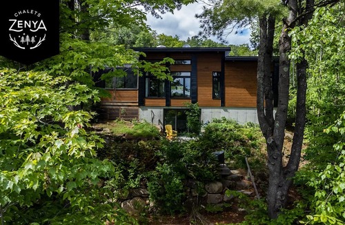 Sainte-Emelie-de-L'Energie Ski Chalet | Chalet Kabana Spa (lakefront)
