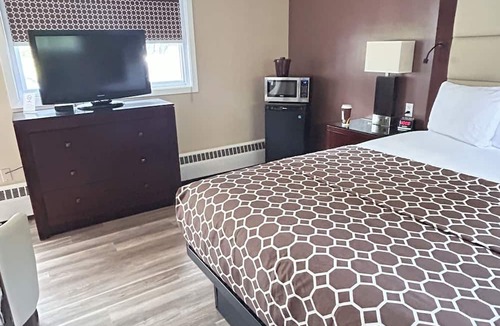 Balderson Hotel | Roger's Motel