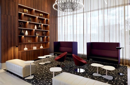 Cote-Des-Neiges—Notre-Dame-De-Grace Hotel | Hilton Garden Inn Montreal Midtown