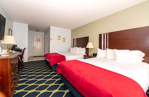 Baddeck Hotel | Auberge Gisele's Inn