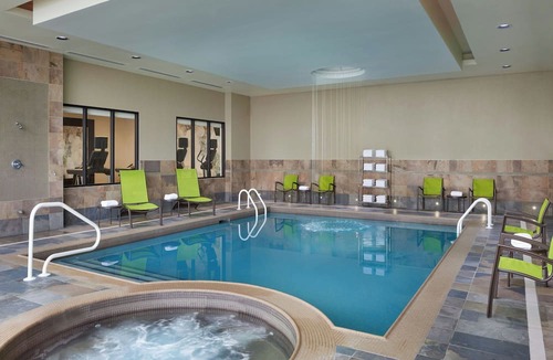 Vaughan Hotel | SpringHill Suites by Marriott Toronto Vaughan