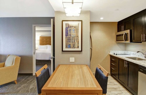 Ottawa Division Hotel | Homewood Suites by Hilton Ottawa Kanata