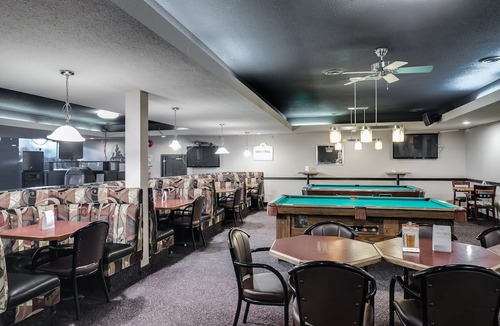 Martensville Hotel | Adobe Inn
