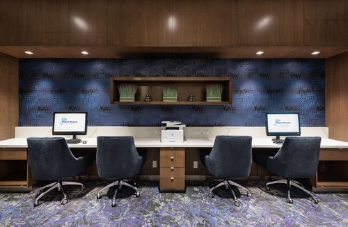 Byward Market - Parliament Hill Hotel | Homewood Suites by Hilton Ottawa Downtown
