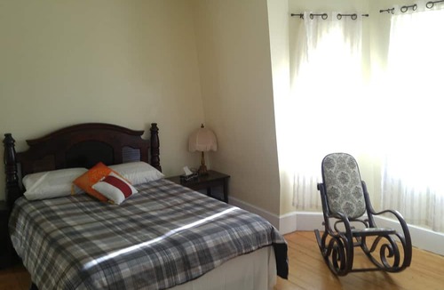 Digby House | Elevate Rooms at 66 Montague