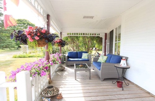 Smiths Cove Bed & Breakfast | The Harbourview Inn