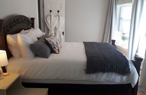 Digby Bed & Breakfast | Hillside Landing B&B