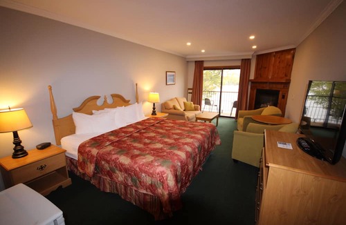 Lansdowne Hotel | The Glen House Resort