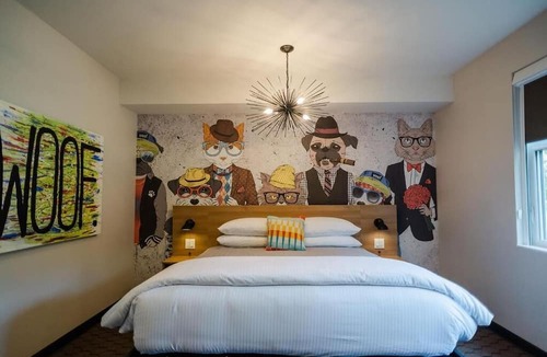 Colchester Hotel | The Grove Motel