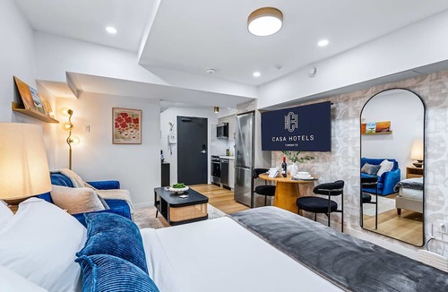 Grange Park Hotel | The Mccaul Basement Near Chinatown & AGO