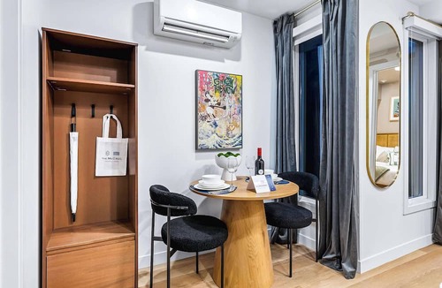Grange Park Hotel | The Mccaul Basement Stay Near Chinatown
