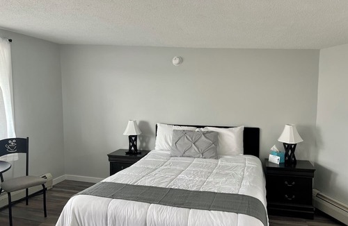 Lincoln Hotel | Lincoln House Motel