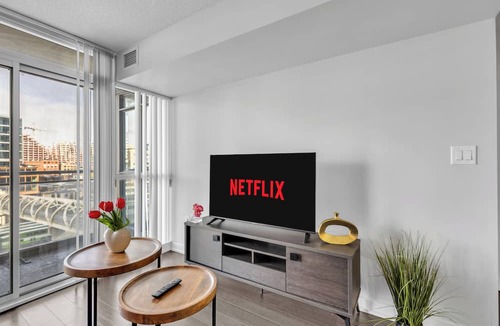 Garden District Hotel | The Westmores