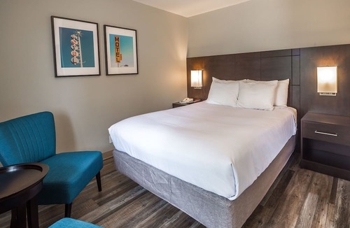 Lindsay Hotel | Kent Inn