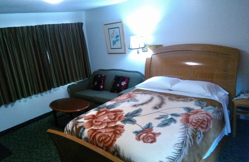 Smiths Falls Hotel | Best Inn Motel
