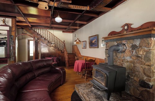Port Albert Bed & Breakfast | Port Albert Inn